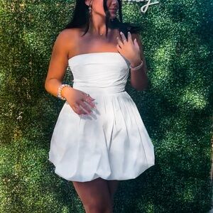 Amanda Uprichard Strapless white dress